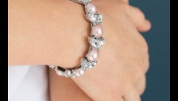 الواحة الفخمة: انغمس في الفخامة مع إبداعات القلادة المستوحاة من الواحة