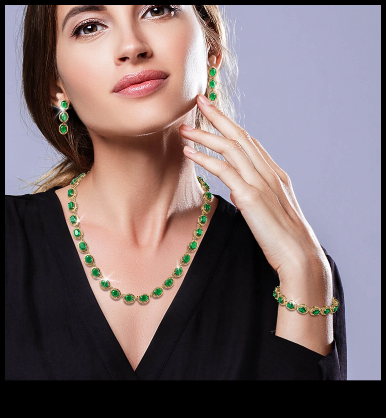 الجاذبية الأبدية: الكاريزما الدائمة للمجوهرات القوطية