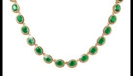 الجاذبية الأبدية: الكاريزما الدائمة للمجوهرات القوطية